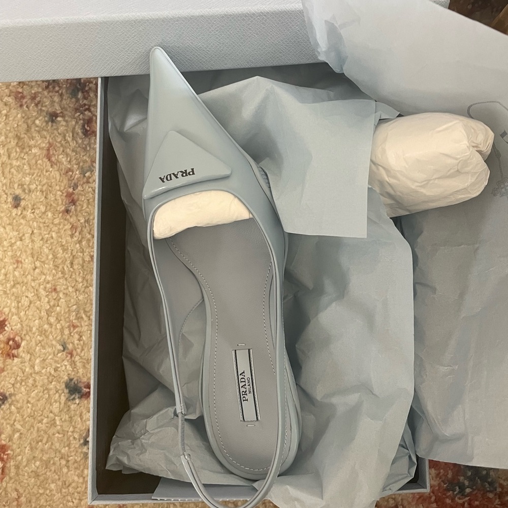 Prada sandals 36 1/2 - Picture 2 of 3